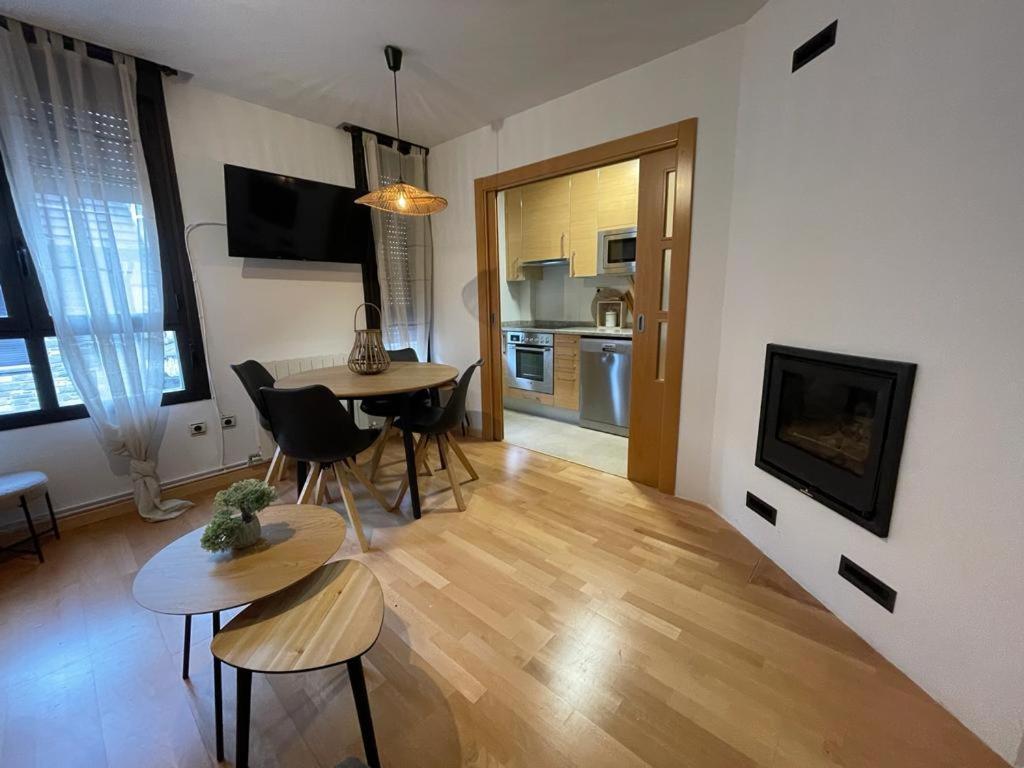 Apartamento La Anaza Villanúa Exterior foto